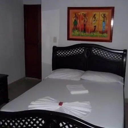 Hotel La Casa Del Turista